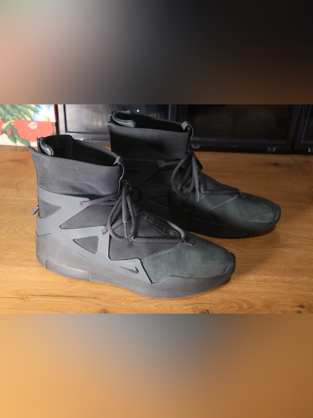 Fear of God x Nike Hi-Tops - Picture 8 of 10